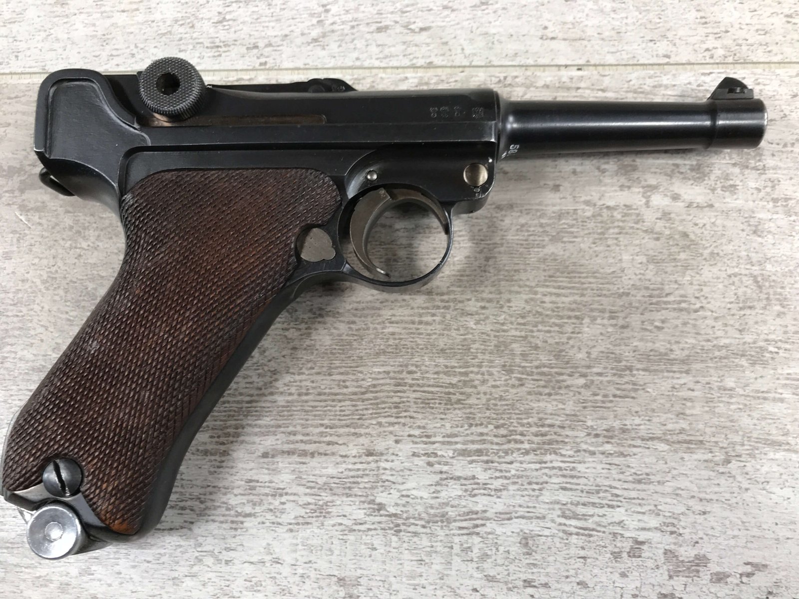 Luger P08 セミオートマチックガスピストル Luger P08 セミオートマチックガスピストル