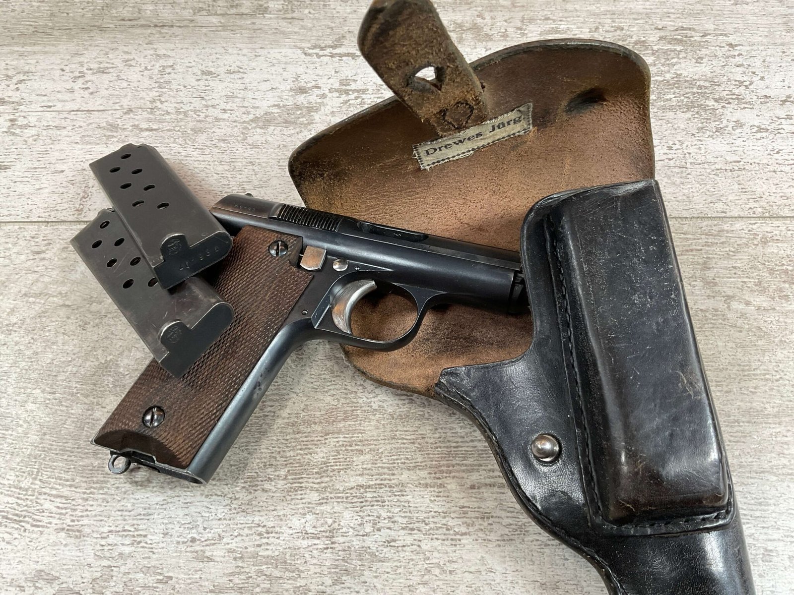 ASTRA MODEL 600 SEMI AUTO PISTOL RIG #3-02055-PF - Checkpoint Charlie's
