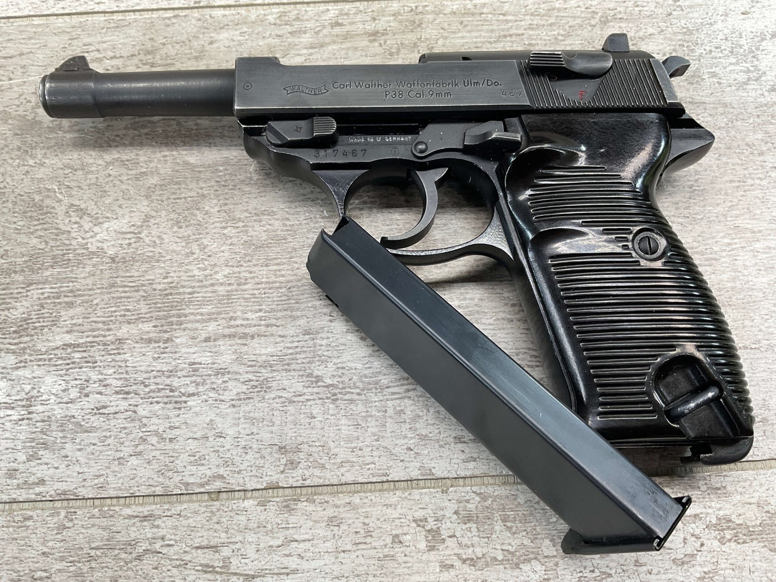 WALTHER P38 9MM SEMI AUTO PISTOL, POST WAR 11/68 - Checkpoint
