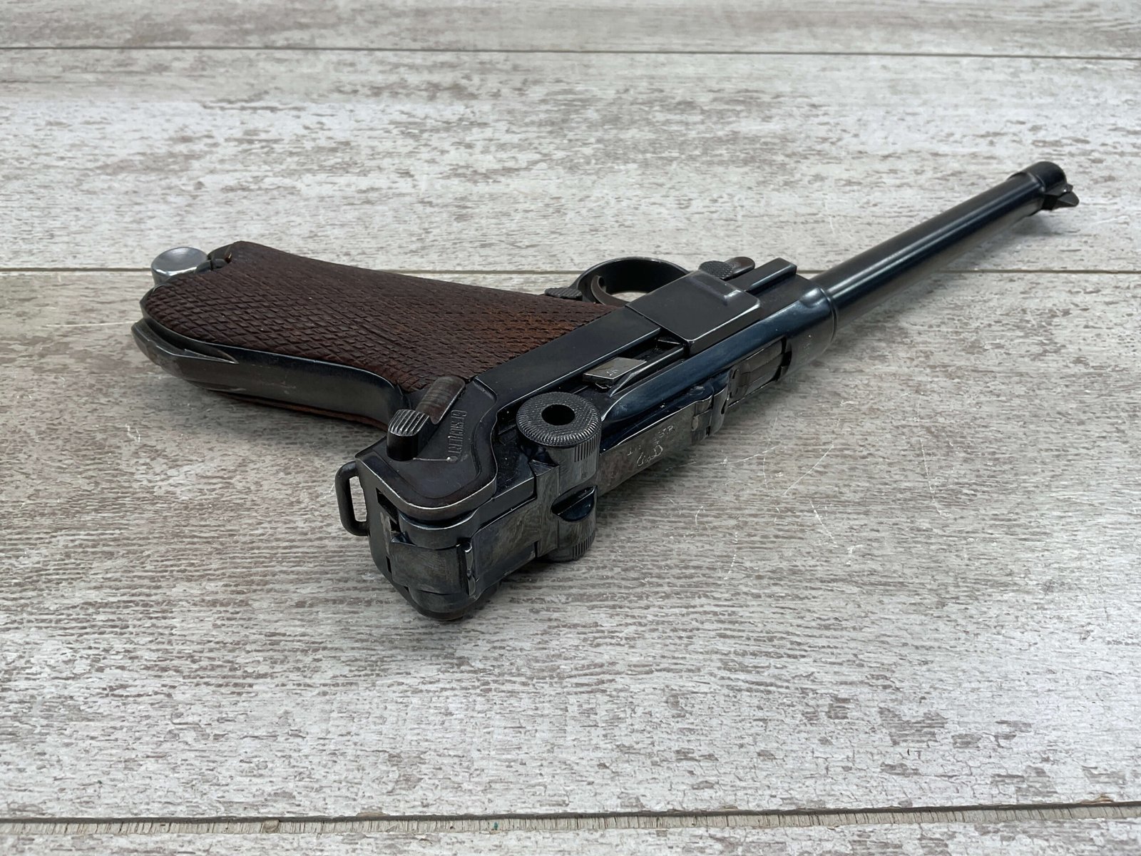 ERFURT NAVY LUGER P08 9MM SEMI AUTO PISTOL - Checkpoint Charlie's