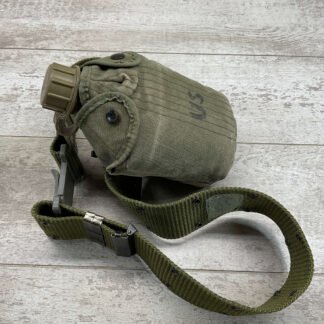 VINTAGE 1973 CANTEEN, COVER AND BELT #4-04118-JN