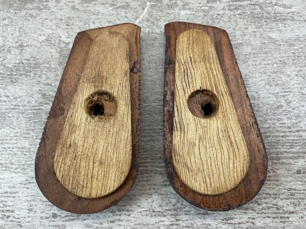 MAUSER C96 BROOMHANDLE RED 9 (23 LINES) WOODEN GRIPS, REPRO, NO SCREW