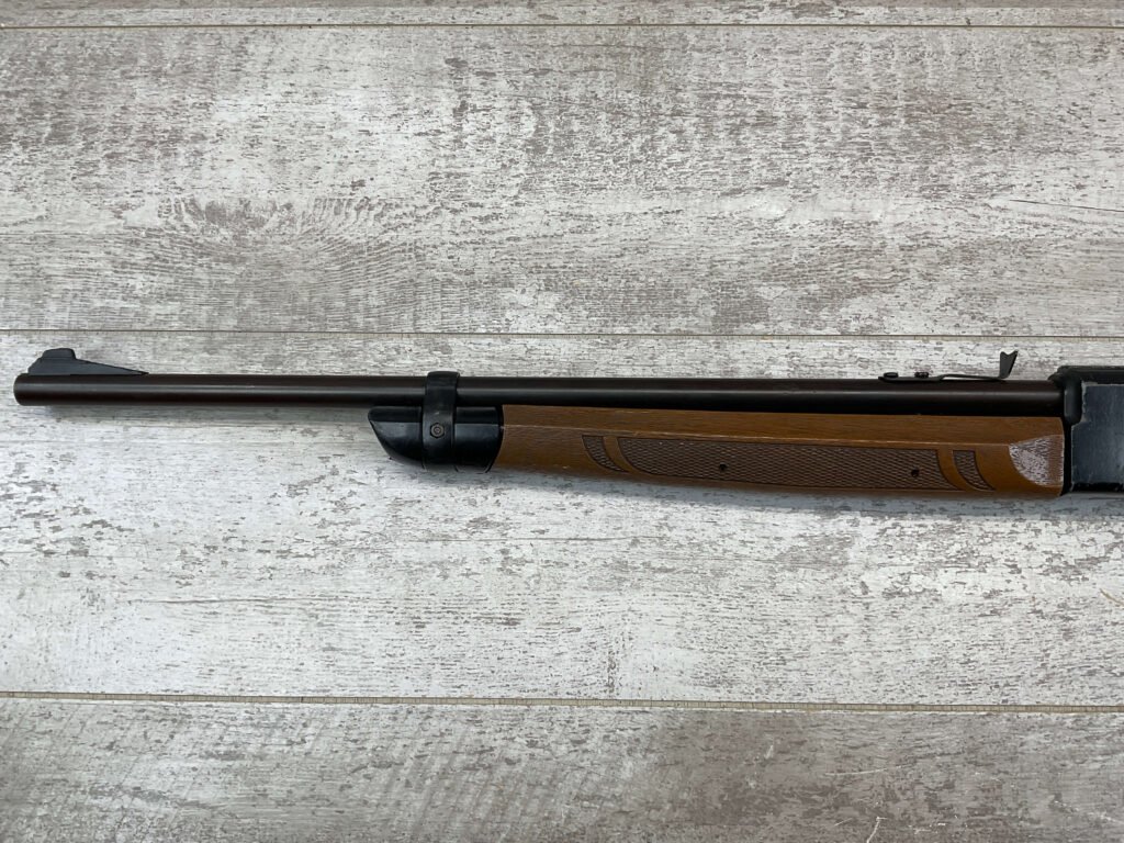 CROSMAN 766 AMERICAN CLASSIC .177 CAL AIR RIFLE, VINTAGE #5-08561-BDH