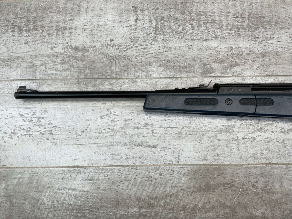 MARKSMAN MODEL 1750 .177 CAL AIR RIFLE, VINTAGE #5-08565-BDH