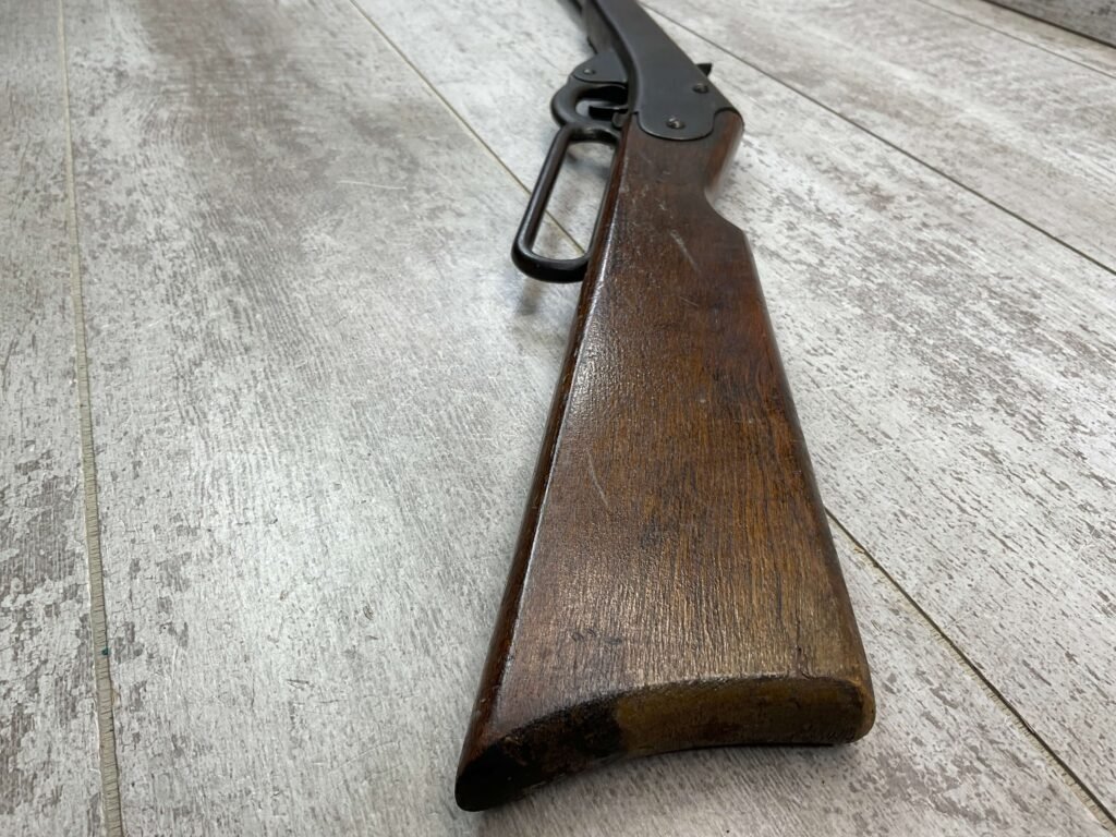 DAISY MODEL 27, 500 SHOT AIR RIFLE, VINTAGE #5-08047-PF