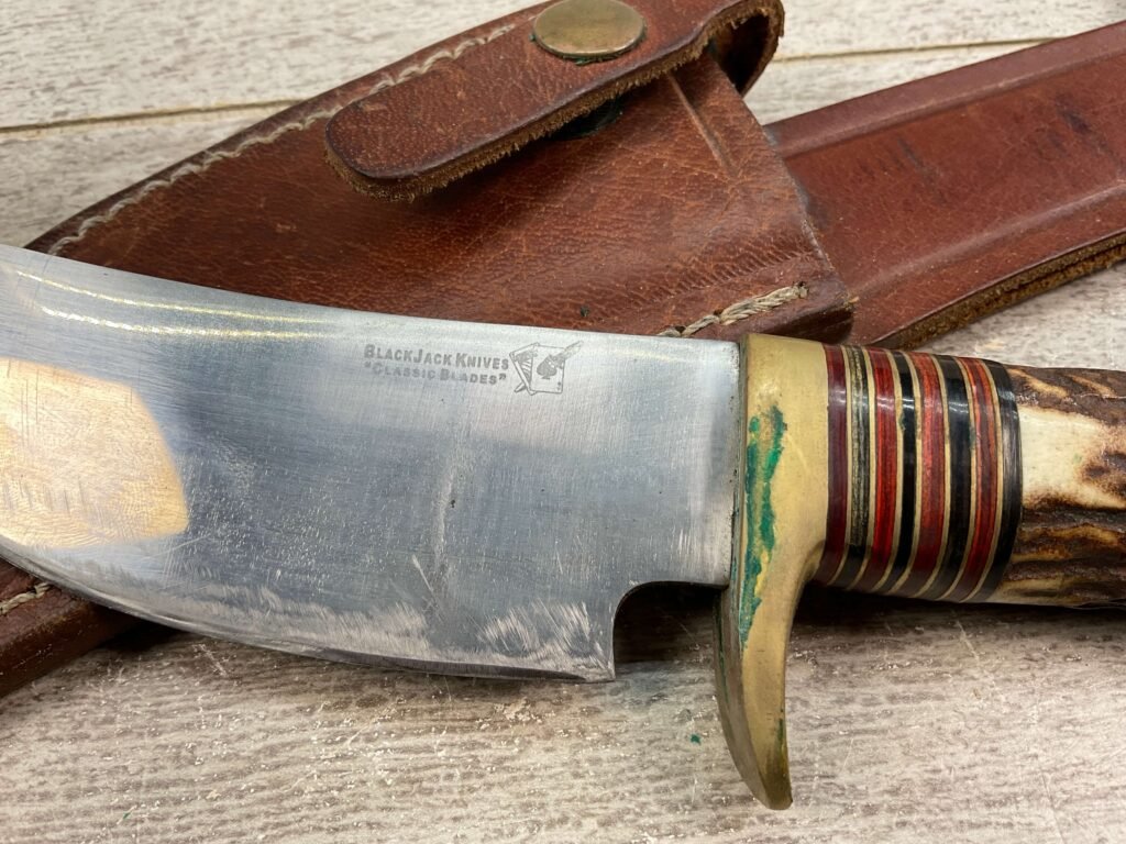 BLACKJACK INTERNATIONAL OBADIAH SKINNER STAG BONE HUNTING KNIFE W/ LEATHER SHEATH #5-08040-PF