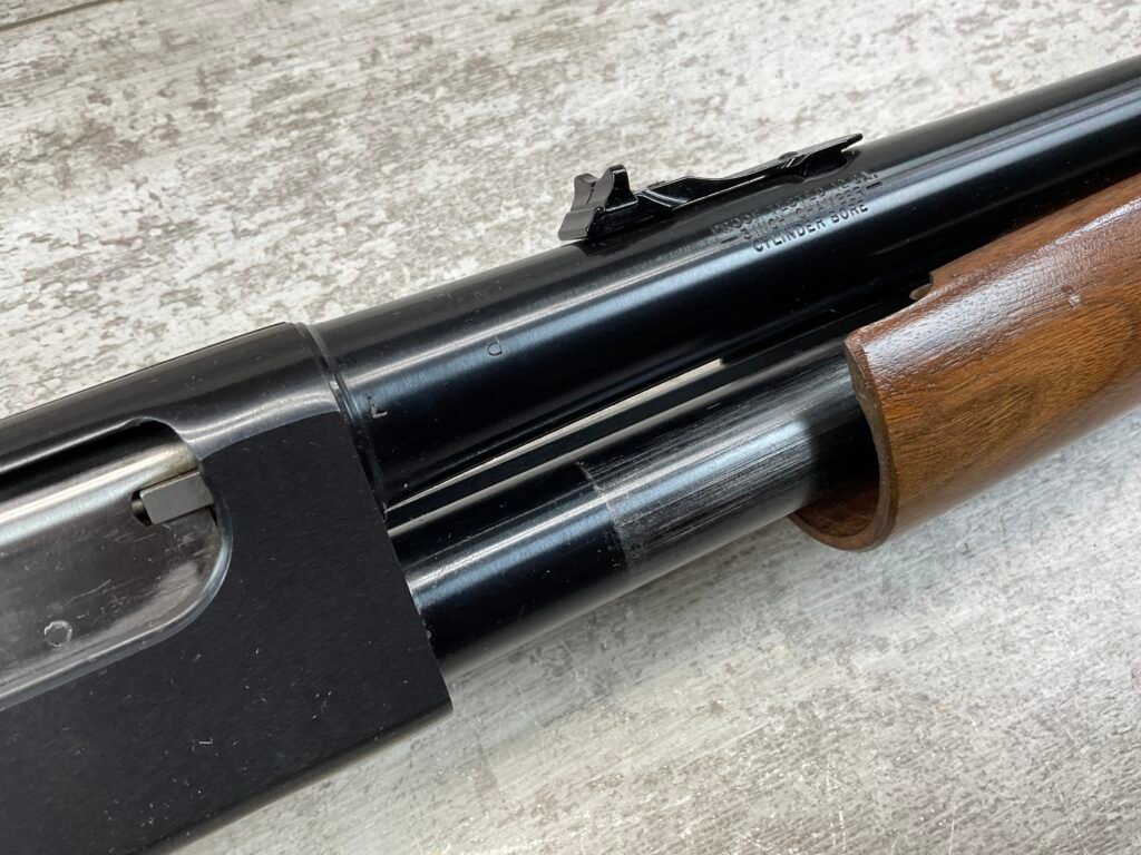SMITH & WESSON MODEL 916.A TRENCH STYLE 12 GA PUMP SHOTGUN #5-08911