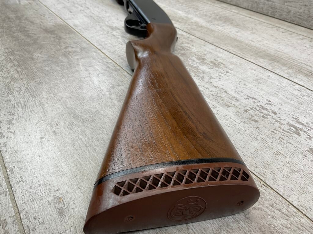 SMITH & WESSON MODEL 916.A TRENCH STYLE 12 GA PUMP SHOTGUN #5-08911