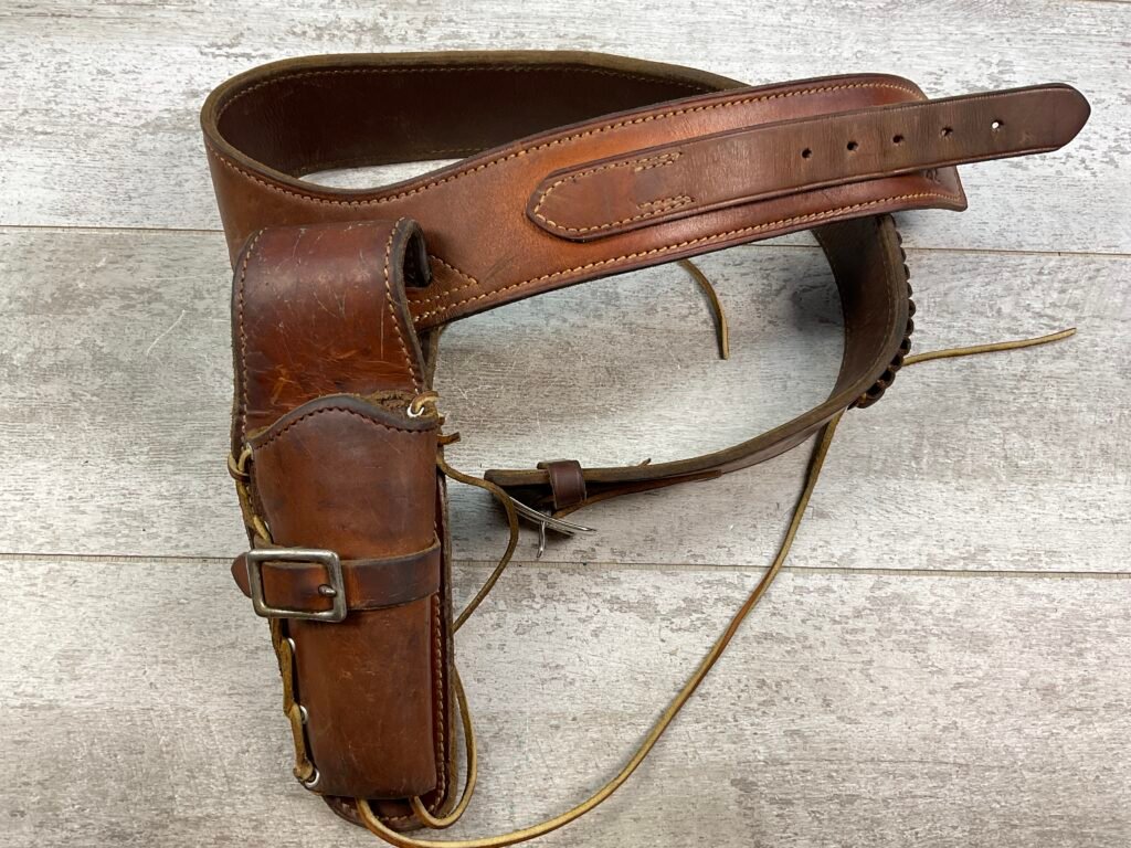 LAWRENCE 79 / 510 MARKED BROWN LEATHER HOLSTER #5-08923