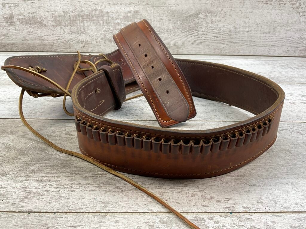 LAWRENCE 79 / 510 MARKED BROWN LEATHER HOLSTER #5-08923