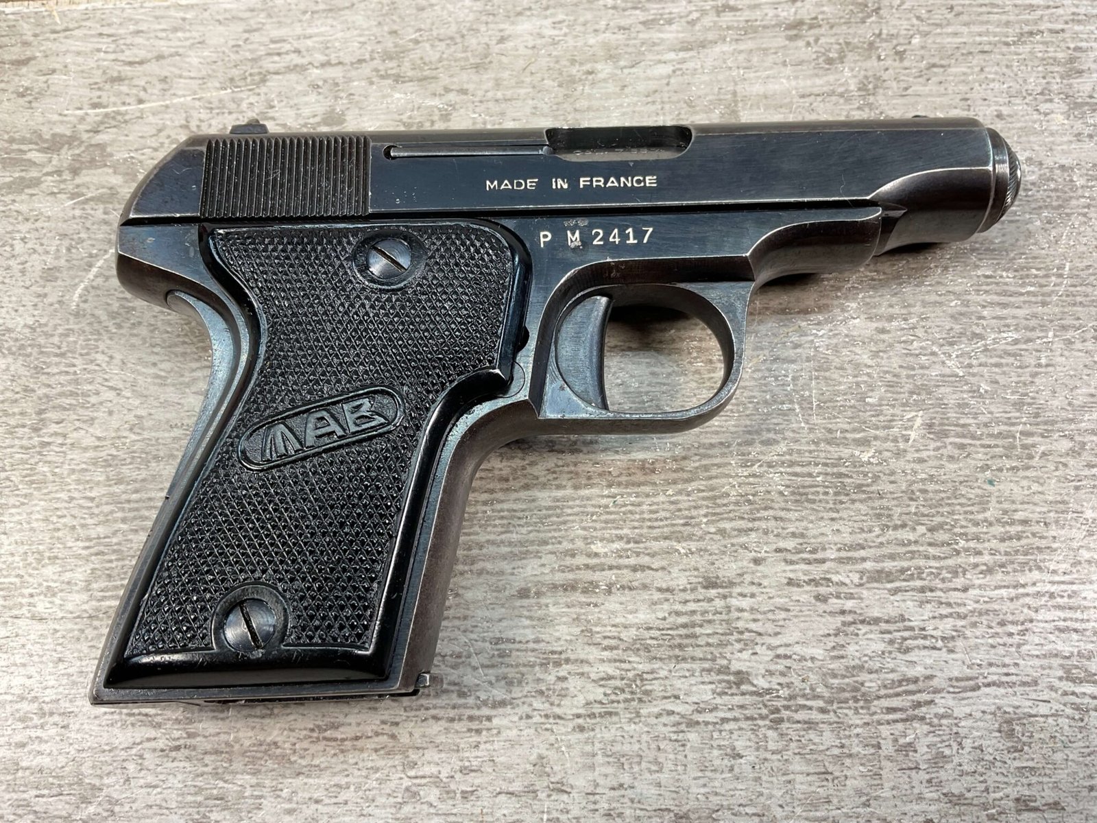 FRENCH MAB MODEL C 7.65 SEMI AUTO PISTOL - Checkpoint Charlie's