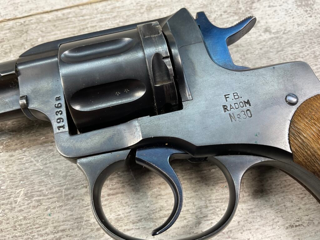 POLISH NG30 (NAGANT) REVOLVER, VERY RARE & MINTY #5-08906