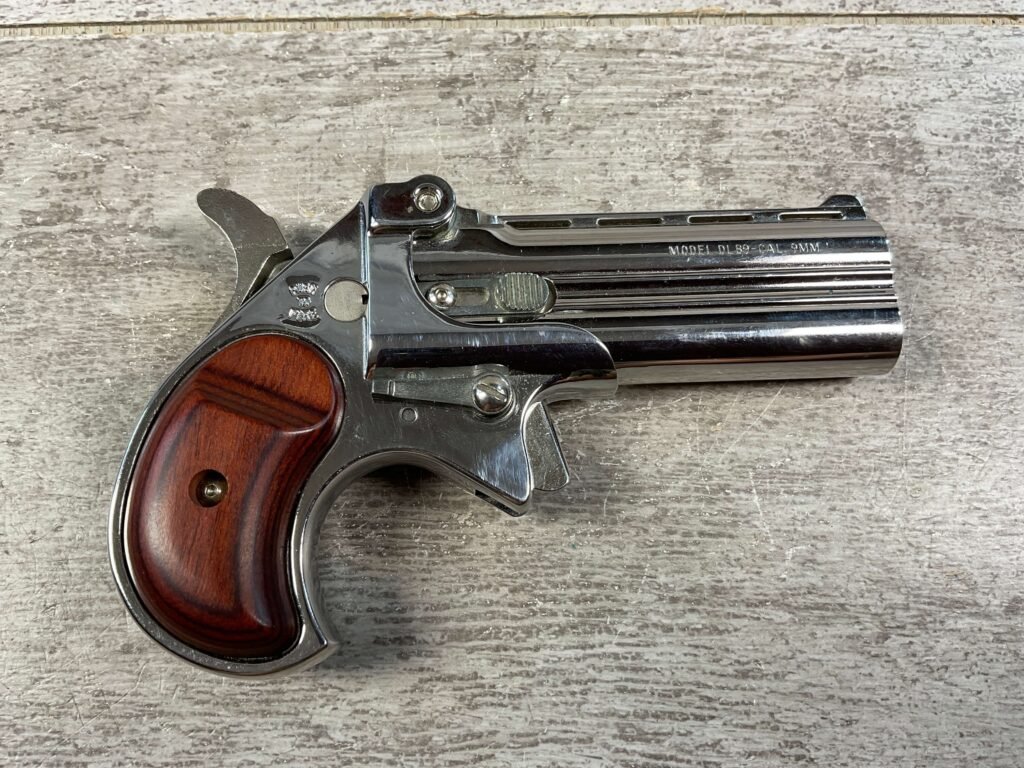 DAVIS INDUSTRIES DLB-9 CHROME 9MM DERINGER PISTOL #5-10500