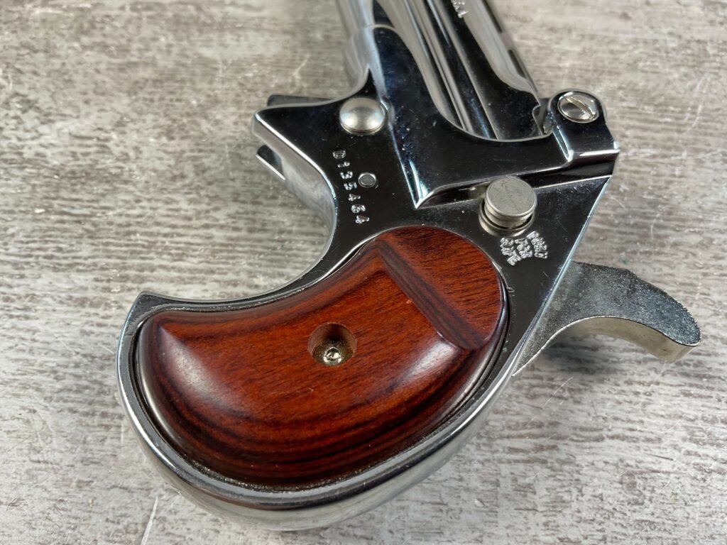 DAVIS INDUSTRIES DLB-9 CHROME 9MM DERINGER PISTOL #5-10500