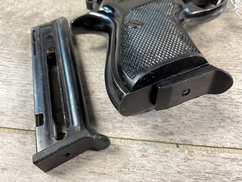 BERSA MODEL 622 .22LR SEMI AUTO PISTOL, FFL #5-10502