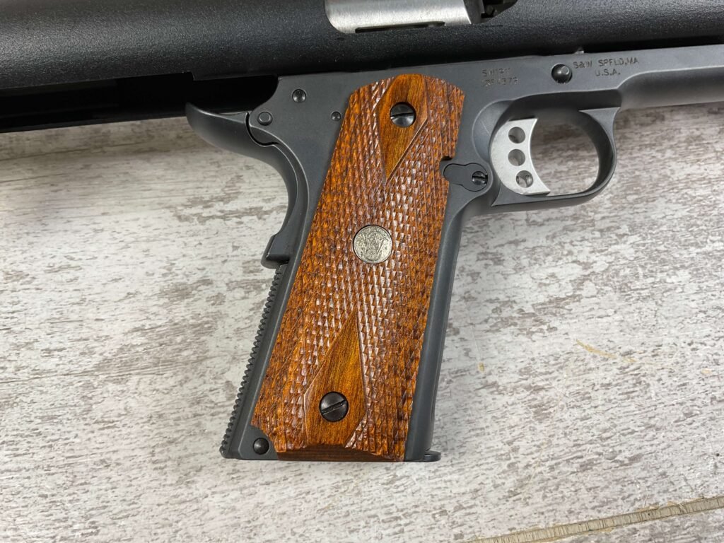 SMITH & WESSON S&W 1911 SEMI AUTO RIFLE/PISTOL IN .460 ROLAND, JAMES EARL JONES COLLECTION #5-10706-PF