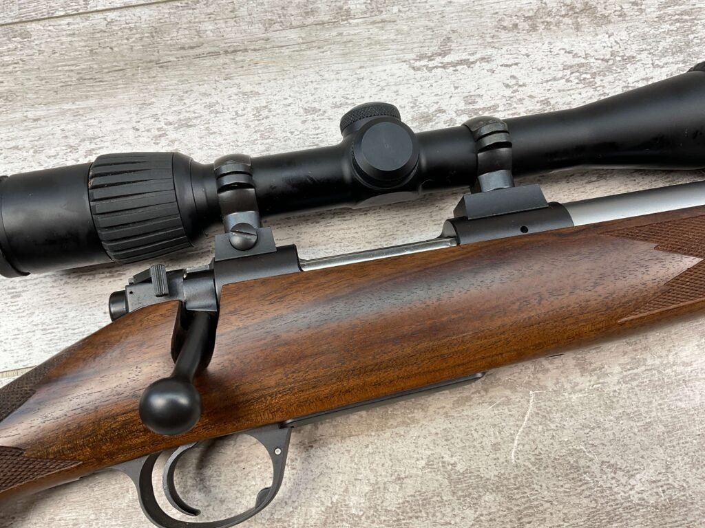 KIMBER 84M .223CAL LONGMAST CLASSIC BOLT ACTION RIFLE W/SCOPE #5-09506