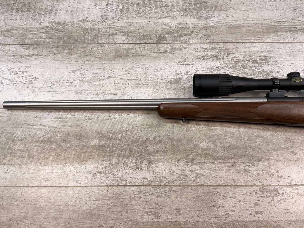 KIMBER 84M .223CAL LONGMAST CLASSIC BOLT ACTION RIFLE W/SCOPE #5-09506