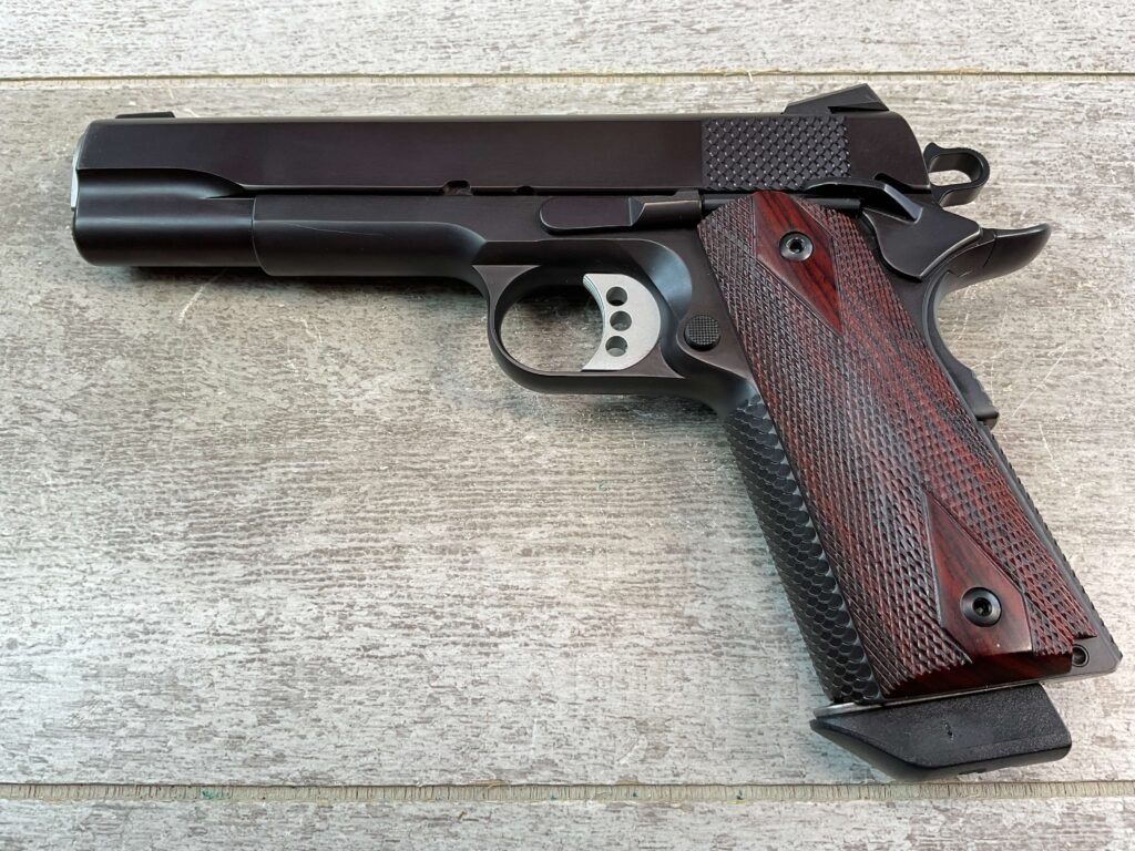 ED BROWN 1911 KOBRA .45 ACP CUSTOM SEMI AUTO PISTOL, JAMES EARL JONES COLLECTION, LIKE NEW #5-10787