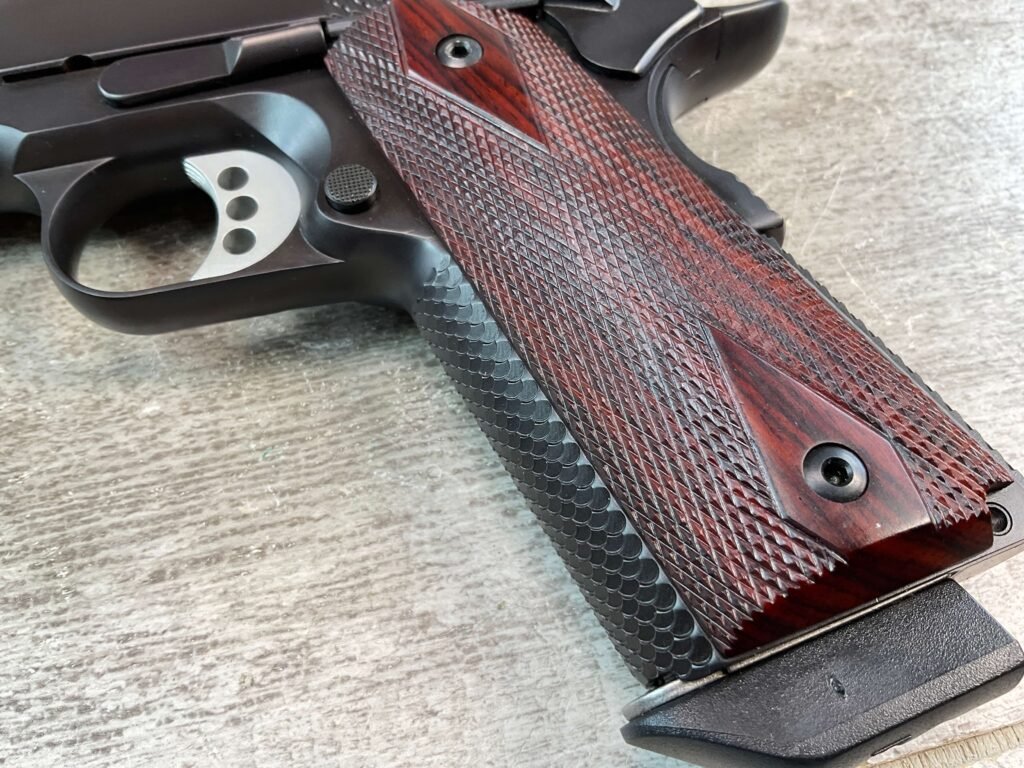 ED BROWN 1911 KOBRA .45 ACP CUSTOM SEMI AUTO PISTOL, JAMES EARL JONES COLLECTION, LIKE NEW #5-10787