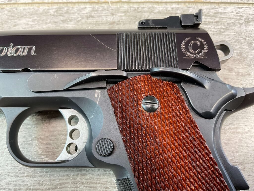 LES BAER CUSTOMS CASPIAN LS .45 ACP SEMI AUTO PISTOL, JAMES EARL JONES COLLECTION, CUSTOM #5-10789