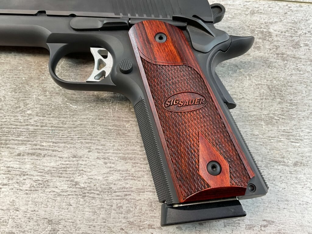 SIG SAUER 1911 GSR REVOLUTION .45 ACP SEMI AUTO PISTOL, JAMES EARL JONES COLLECTION #5-10792
