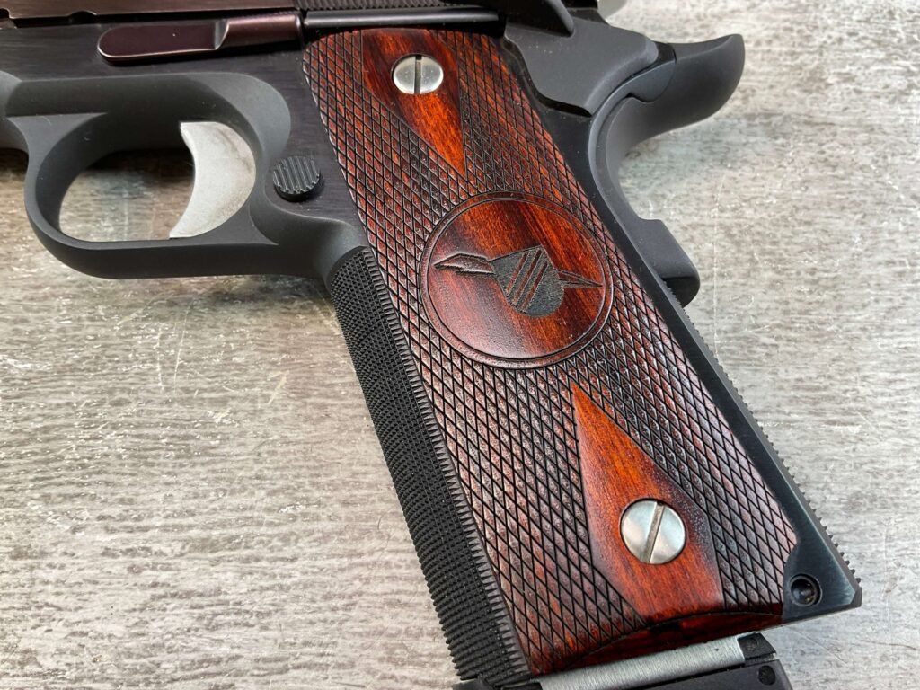 LES BAER TR (THUNDER RANCH) SPECIAL .45 ACP SEMI AUTO PISTOL, JAMES EARL JONES COLLECTION, MINTY #5-10793