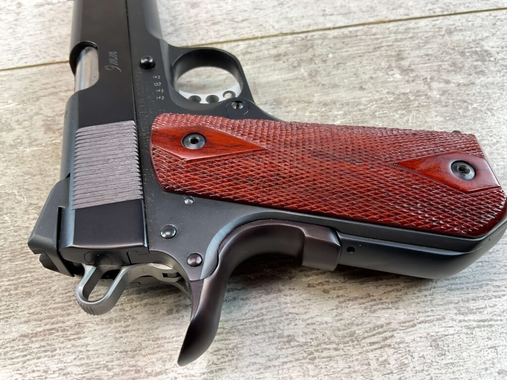 SPRINGFIELD ARMORY / KASE REEDER CUSTOM 1 ASTERISK (1*) 9MM SEMI AUTO PISTOL, JAMES EARL JONES COLLECTION #5-10786