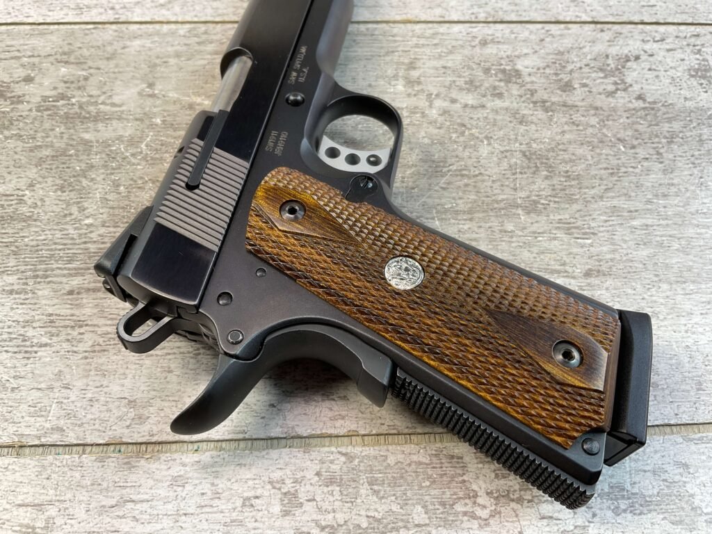 SMITH & WESSON S&W SW1911 400 COR-BON SEMI AUTO PISTOL, JAMES EARL JONES COLLECTION, LIKE NEW #5-10805