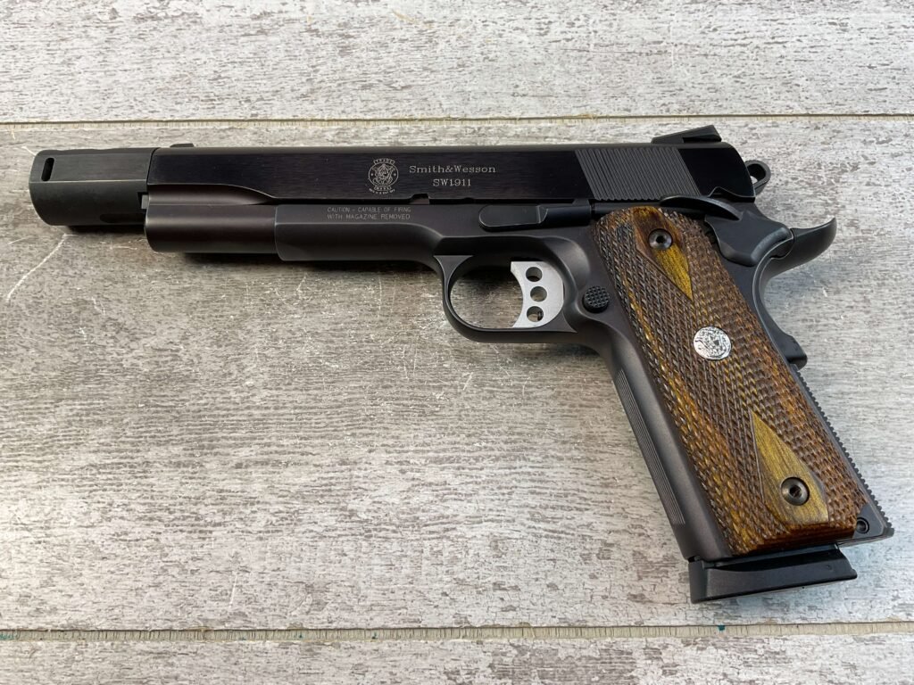 SMITH & WESSON S&W SW1911 400 COR-BON SEMI AUTO PISTOL, JAMES EARL JONES COLLECTION, LIKE NEW #5-10805
