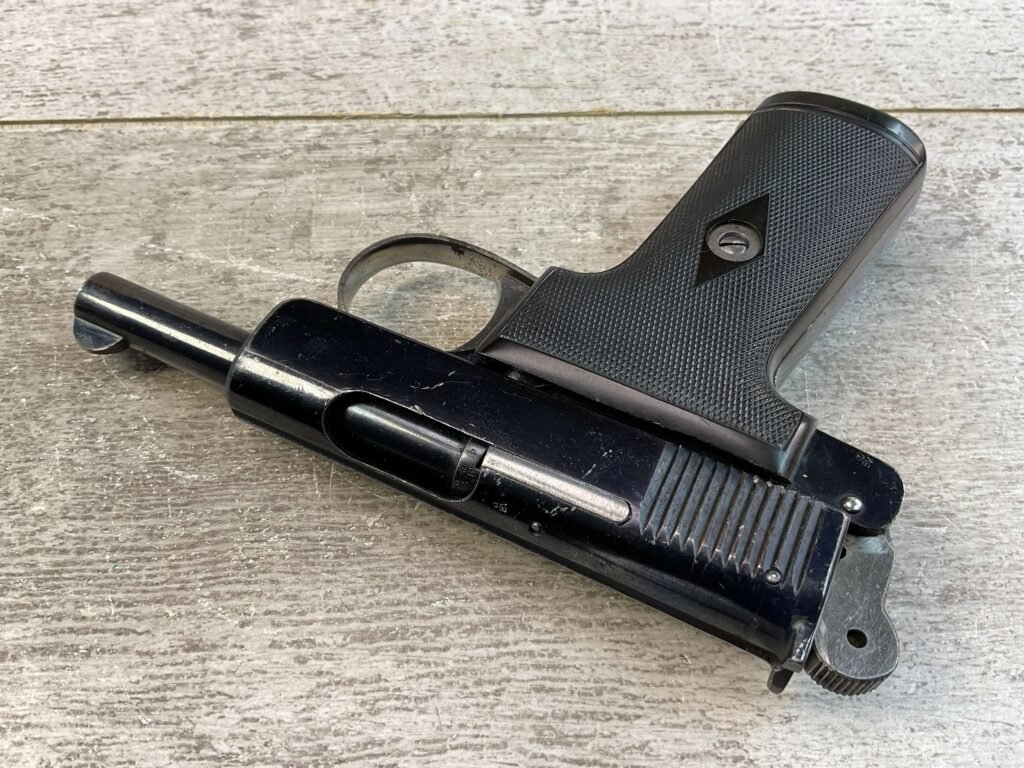 WEBLEY & SCOTT MODEL 1908 .32ACP SEMI AUTO PISTOL, JAMES EARL JONES COLLECTION #5-10810