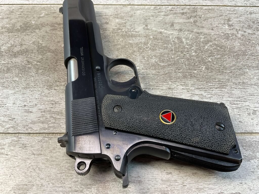 COLT DELTA ELITE 10MM SEMI AUTO PISTOL, JAMES EARL JONES COLLECTION #5-10816