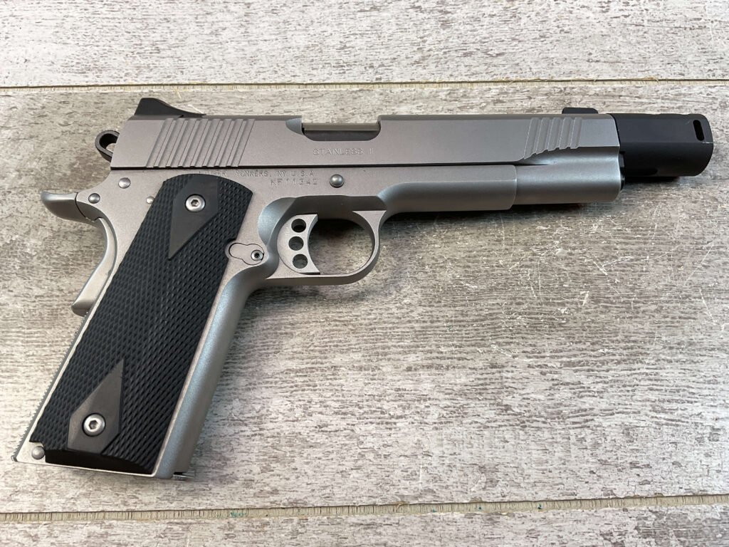 KIMBER STIANLESS II 9X25 SEMI AUTO PISTOL, JAMES EARL JONES COLLECTION #5-10817