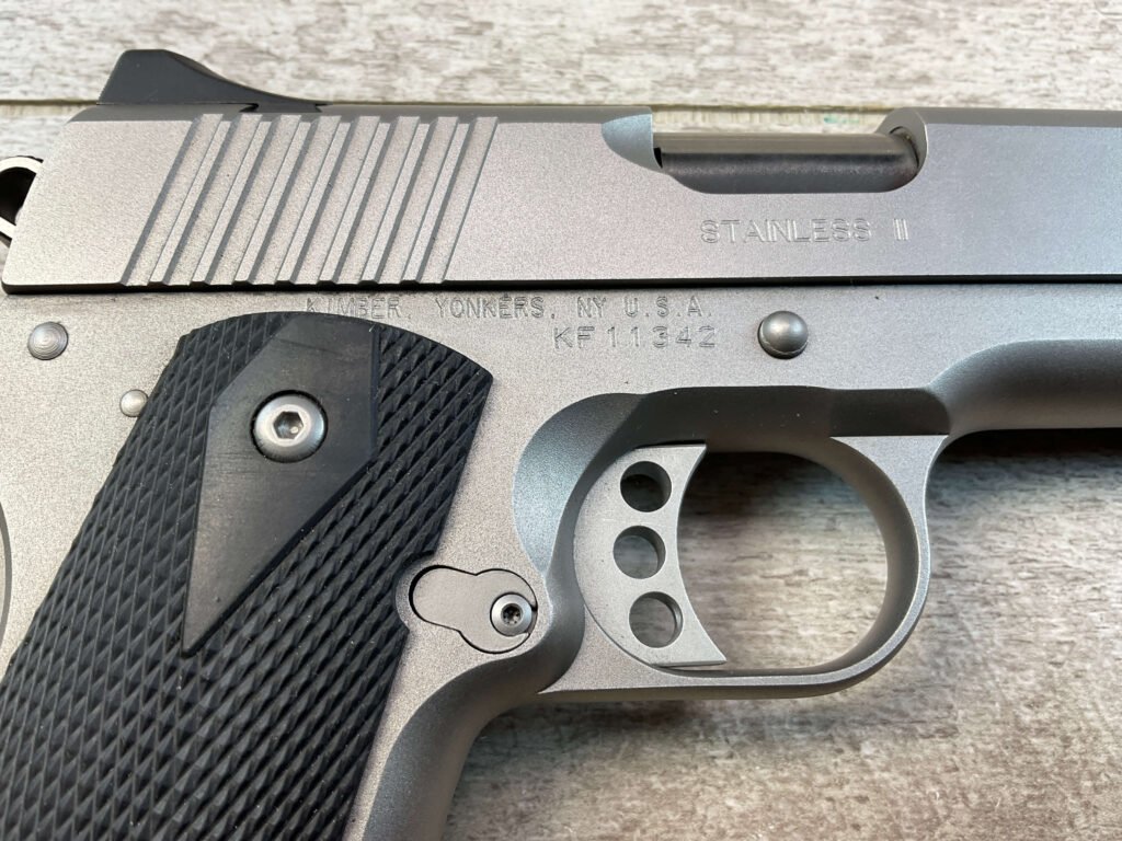 KIMBER STIANLESS II 9X25 SEMI AUTO PISTOL, JAMES EARL JONES COLLECTION #5-10817