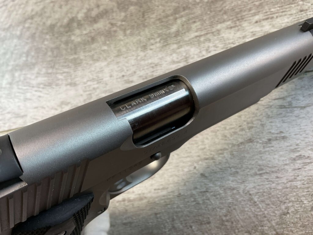 KIMBER STIANLESS II 9X25 SEMI AUTO PISTOL, JAMES EARL JONES COLLECTION #5-10817