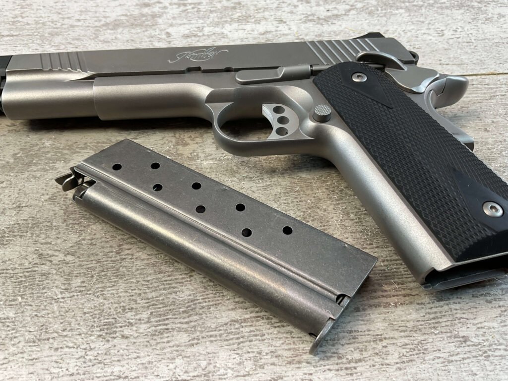 KIMBER STIANLESS II 9X25 SEMI AUTO PISTOL, JAMES EARL JONES COLLECTION #5-10817