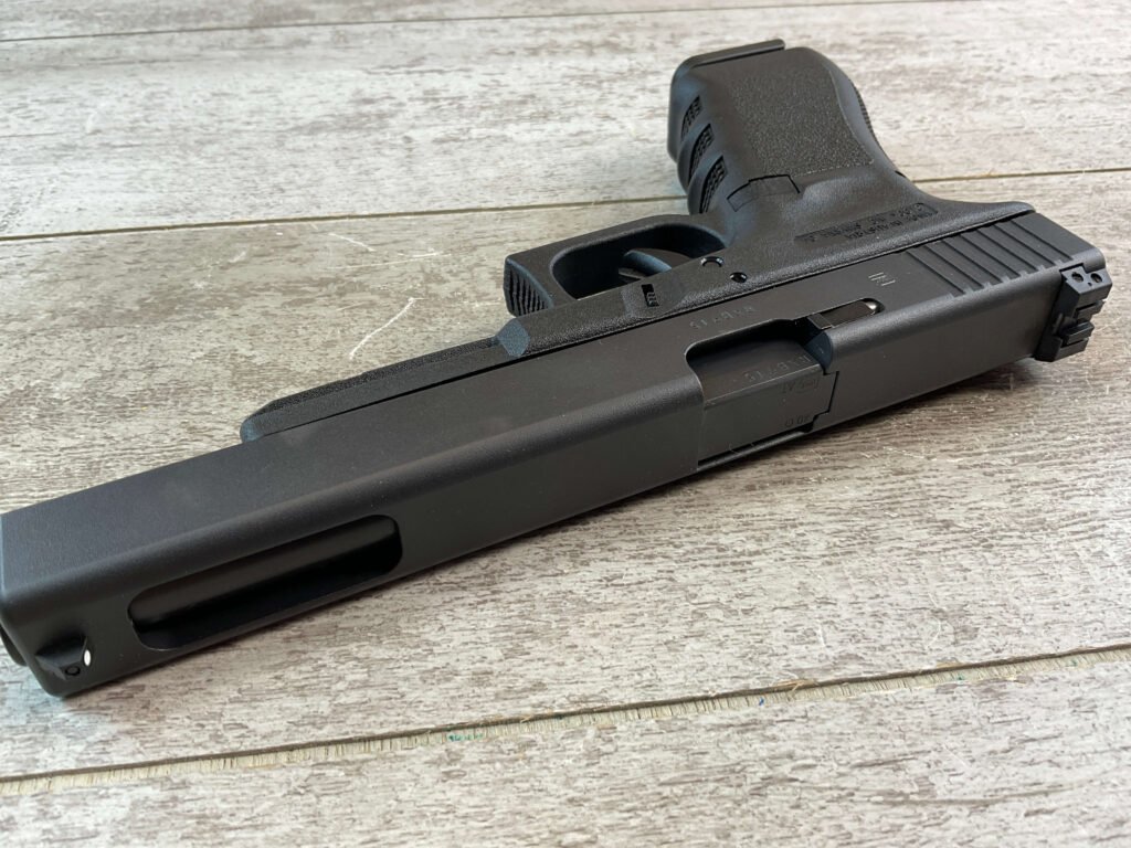 GLOCK 24 GEN 2 .40 CAL SEMI AUTO PISTOL, JAMES EARL JONES COLLECTION #5-10826