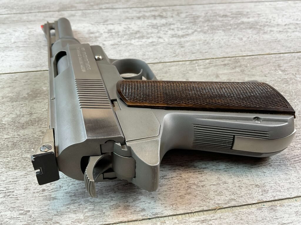 WILDEY AUTO PISTOL .45 WIN MAG GAS OPERATED SEMI AUTO PISTOL, JAMES EARL JONES COLLECTION, RARE #5-10850