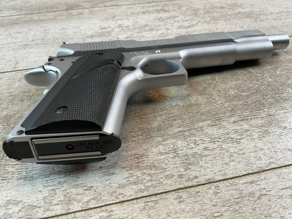 L.A.R. MANUFACTURING GRIZZLY .50 ACTION EXPRESS MARK V SEMI AUTO PISTOL, JAMES EARL JONES COLLECTION, RARE #5-10851