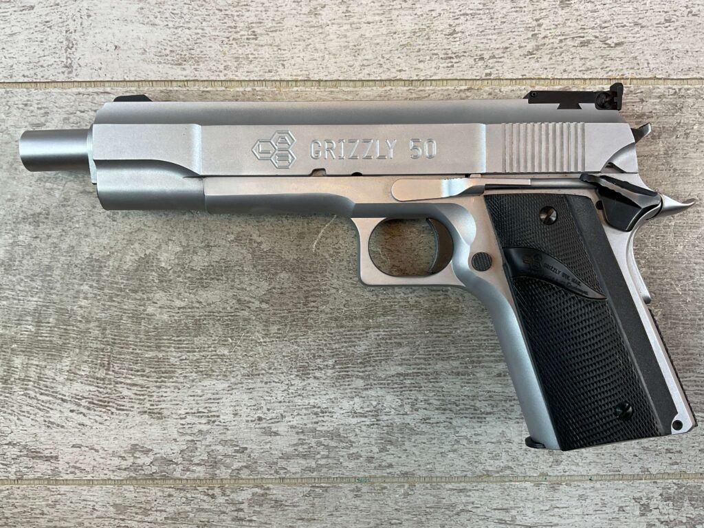 L.A.R. MANUFACTURING GRIZZLY .50 ACTION EXPRESS MARK V SEMI AUTO PISTOL, JAMES EARL JONES COLLECTION, RARE #5-10851