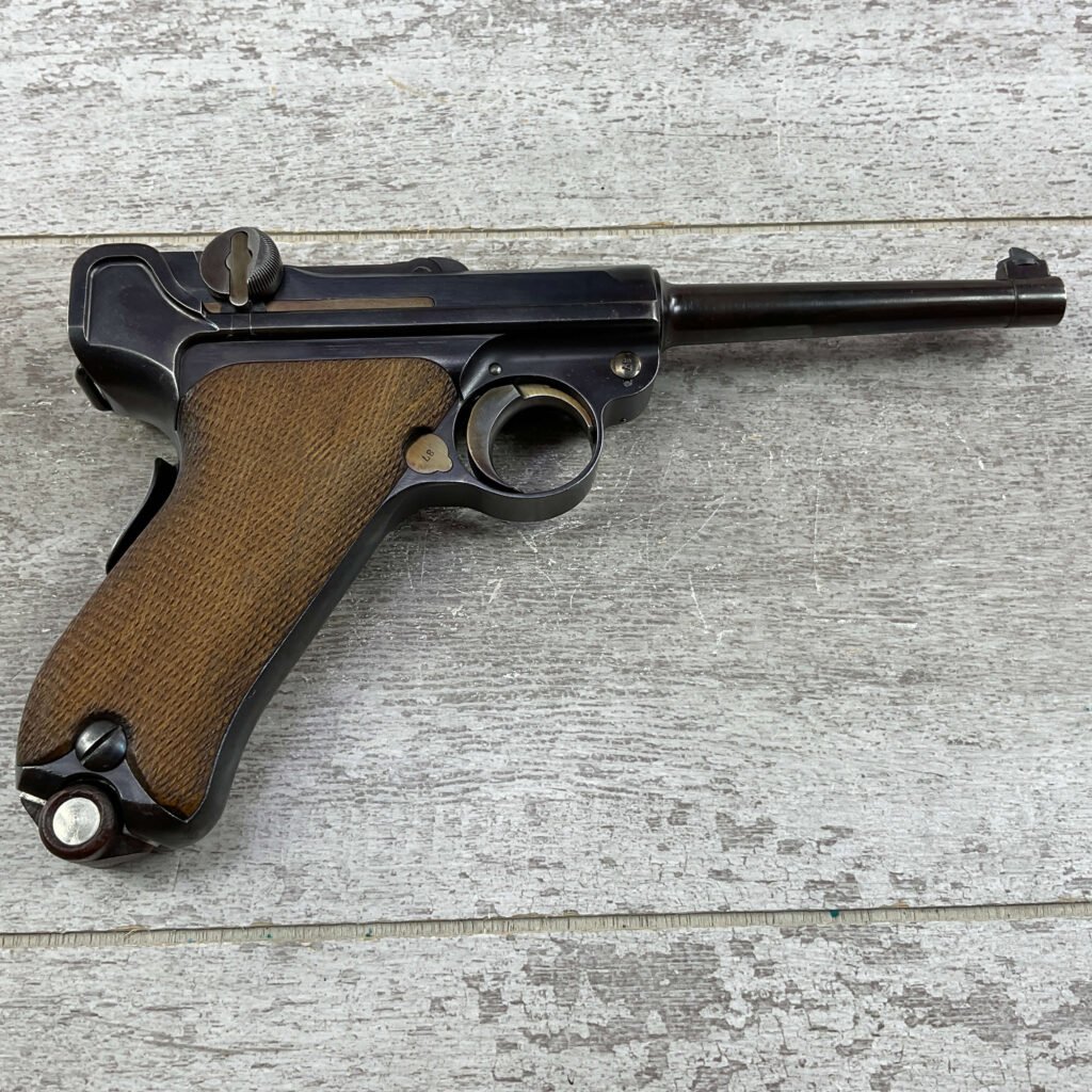DWM 1900 SWISS 7.65MM LUGER P08 SEMI AUTO PISTOL, JAMES EARL JONES COLLECTION, MINTY & MATCHING #5-10867