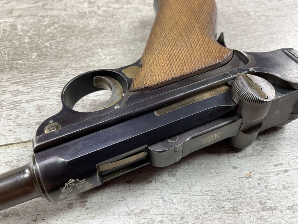 DWM 1900 SWISS 7.65MM LUGER P08 SEMI AUTO PISTOL, JAMES EARL JONES COLLECTION, MINTY & MATCHING #5-10867