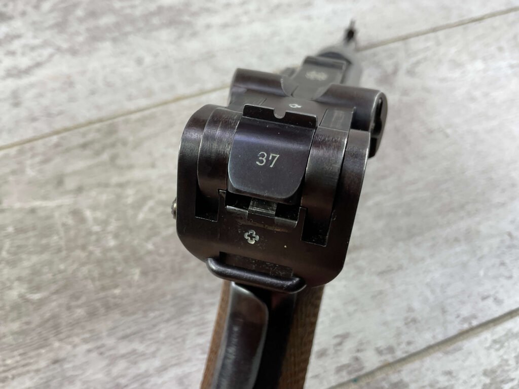 DWM 1900 SWISS 7.65MM LUGER P08 SEMI AUTO PISTOL, JAMES EARL JONES COLLECTION, MINTY & MATCHING #5-10867