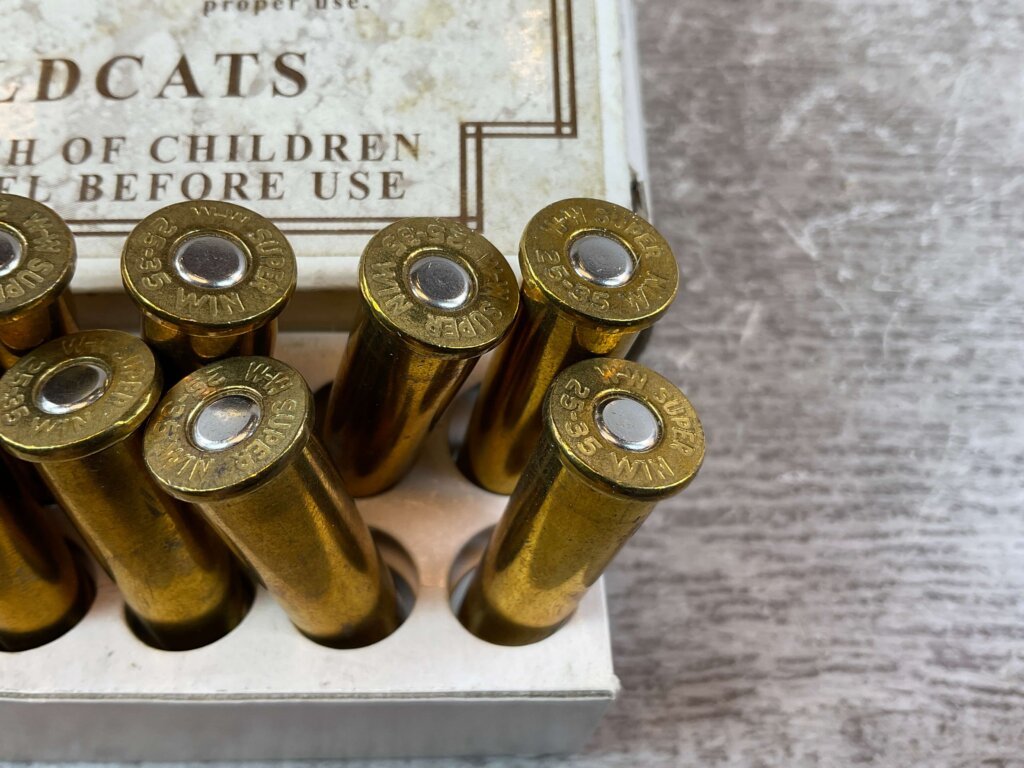 OBSOLETE AMMUNITION BOX, (WINCHESTER) WIN SUPER 25-35 AMMO, FULL BOX (QTY 20) #5-11121