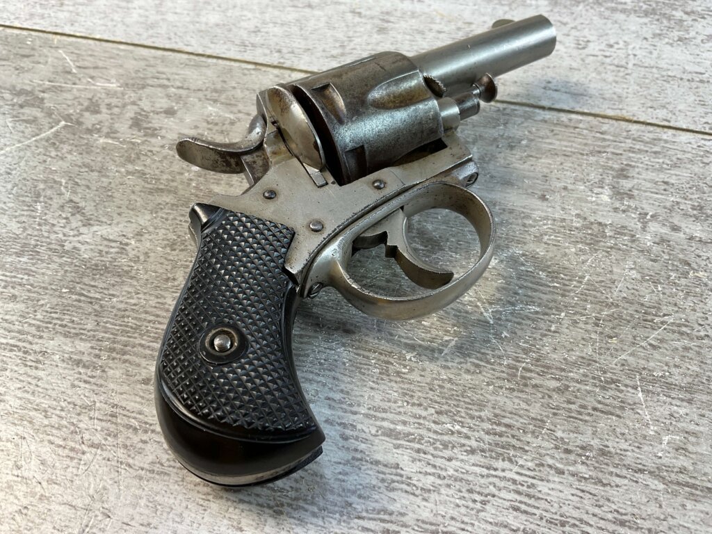 FOREHAND & WADSWORTH .38 BRITISH BULLDOG REVOLVER, JAMES EARL JONES COLLECTION #5-10902