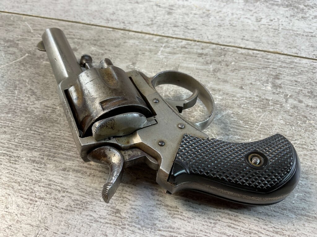 FOREHAND & WADSWORTH .38 BRITISH BULLDOG REVOLVER, JAMES EARL JONES COLLECTION #5-10902