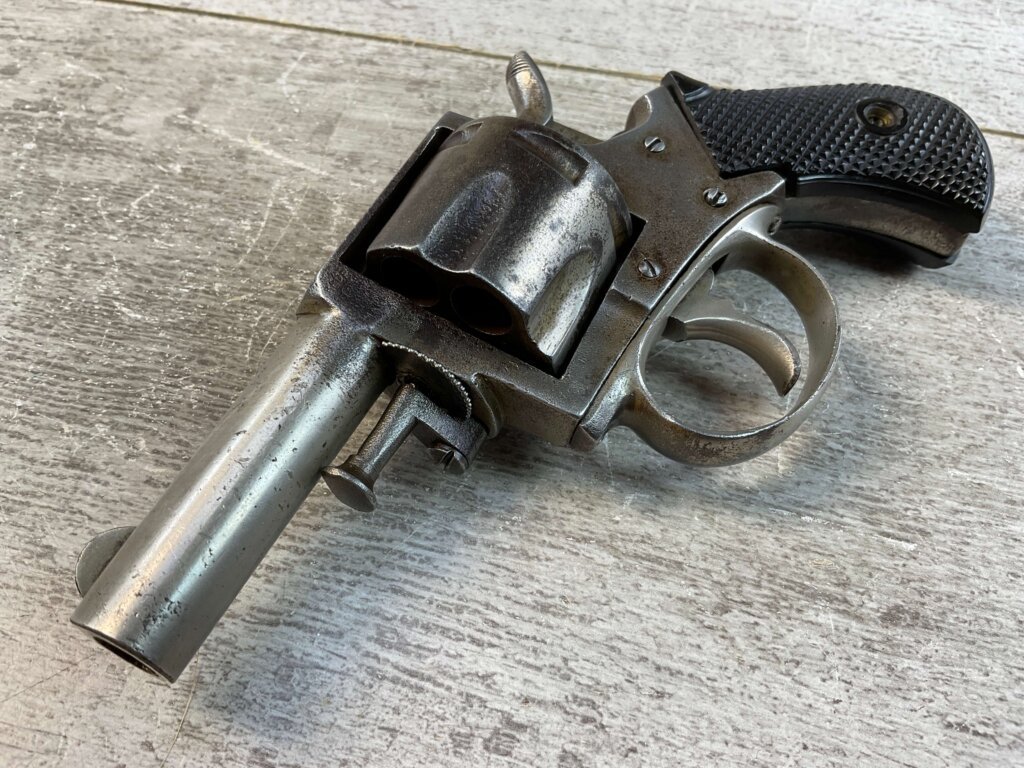 FOREHAND & WADSWORTH .38 BRITISH BULLDOG REVOLVER, JAMES EARL JONES COLLECTION #5-10902