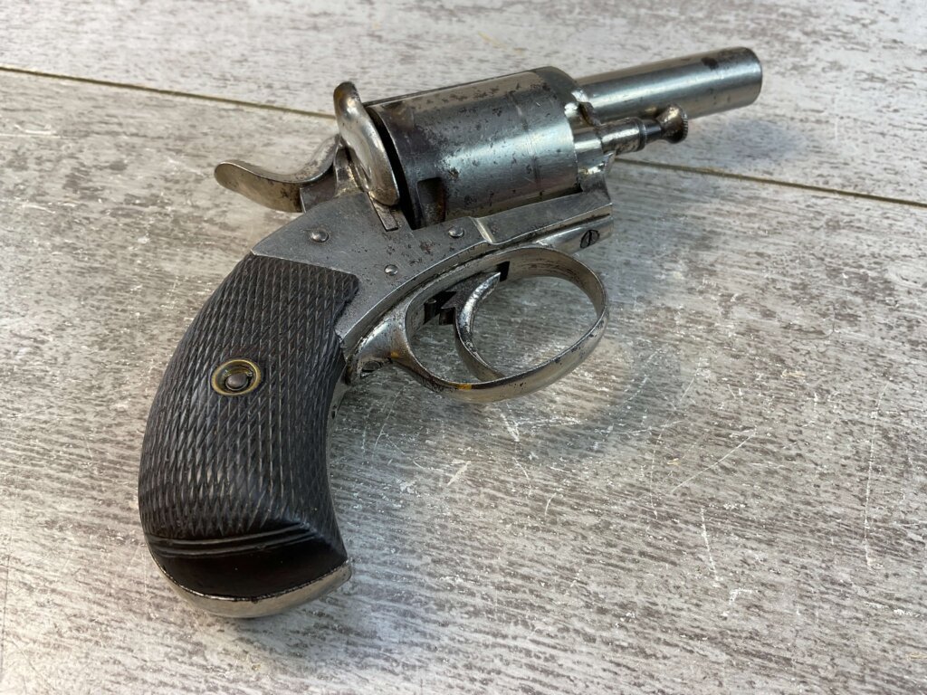 W. MOORE & CO LONDON .455? BULLDOG REVOLVER, JAMES EARL JONES COLLECTION, ANTIQUE #5-10903