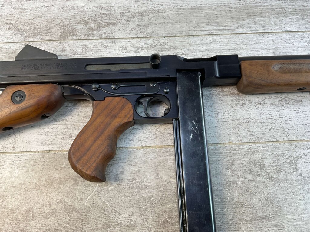 AUTO ORDNANCE THOMPSON 1927 M1 CARBINE .45 AUTO SEMI AUTO RIFLE, JAMES EARL JONES "FAVORITES" COLLECTION, LIKE NEW #5-11037