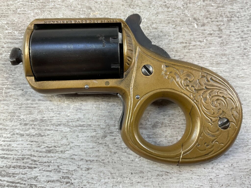 JAMES REID "MY FRIEND" KNUCKLE DUSTER .22 CAL REVOLVER, JAMES EARL JONES COLLECTION, ANTIQUE #5-10906